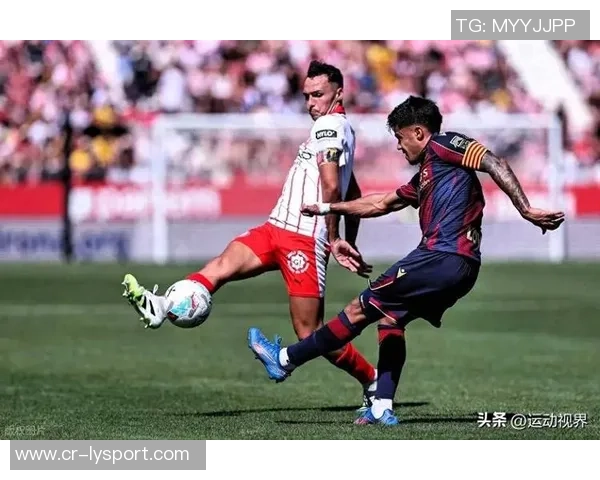 皇马与莱万特前锋艾永经纪人接触球员倾向加盟巴萨 皇马与莱万特前锋艾永经纪人接触球员倾向加盟巴萨