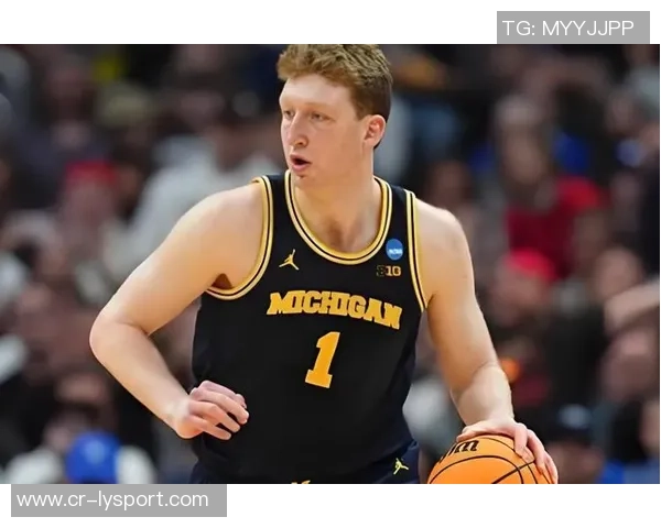 新秀沃尔夫闪耀赛场篮网主帅强调机会源于努力与坚持 新秀沃尔夫闪耀赛场篮网主帅强调机会源于努力与坚持