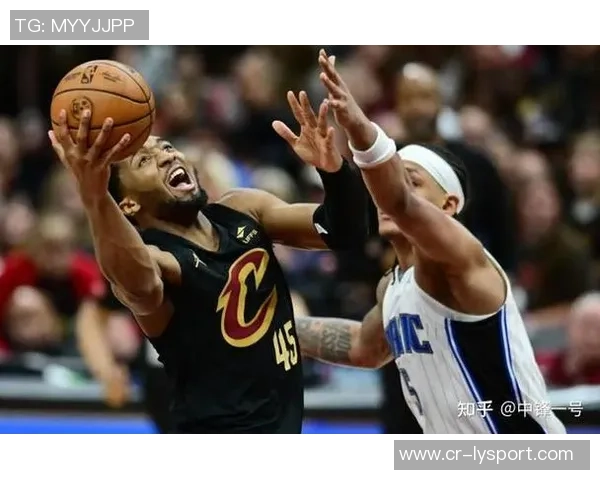 米切尔称赞朗佐组织能力提升三分球进步助力队友得分